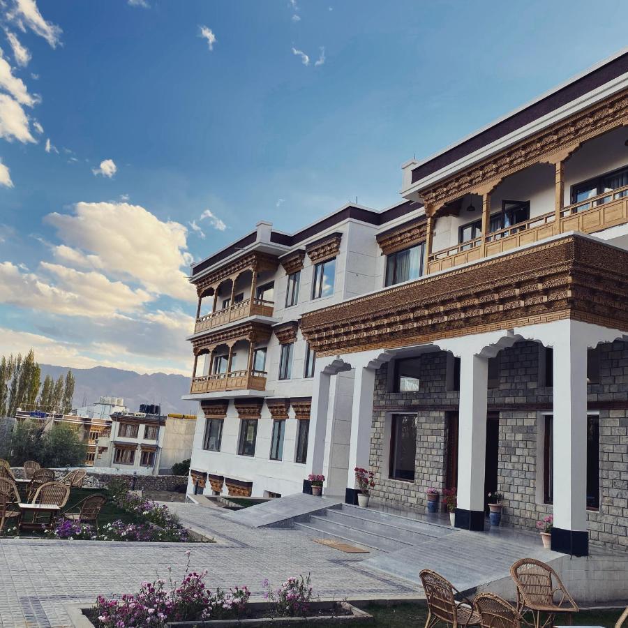 Hotel Holiday Ladakh Leh Exterior photo