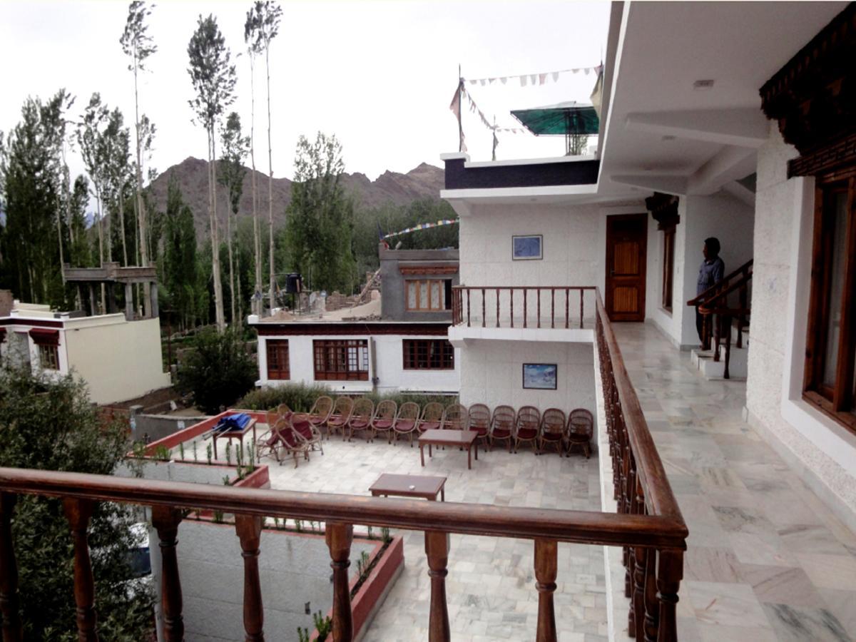 Hotel Holiday Ladakh Leh Exterior photo