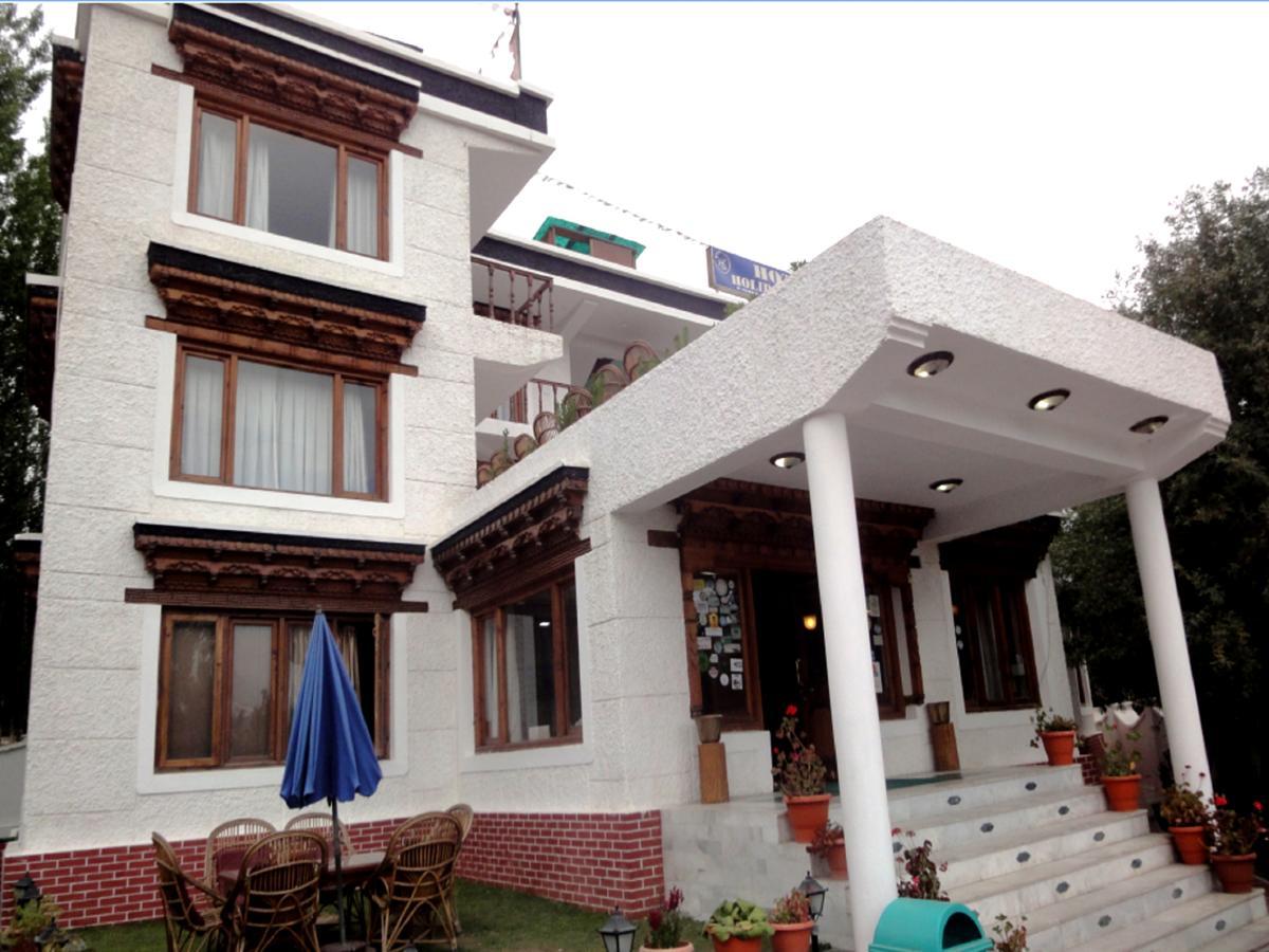 Hotel Holiday Ladakh Leh Exterior photo